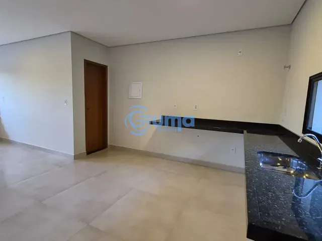 Sobrado com 80m² 2 quartos e 1 banheiro, à venda, no bairro Chácaras Luzia Vicente em Bragança Paulista