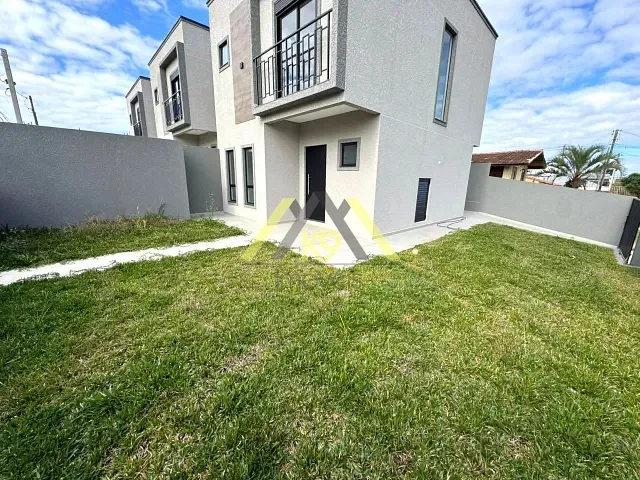 Sobrado com 171m² 3 quartos e 3 banheiros, à venda, no bairro Guaraituba em Colombo