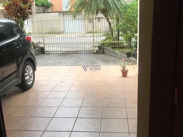 Sobrado com 401m² 3 quartos e 3 banheiros, à venda, no bairro Jardim Esplanada II em São José dos Campos