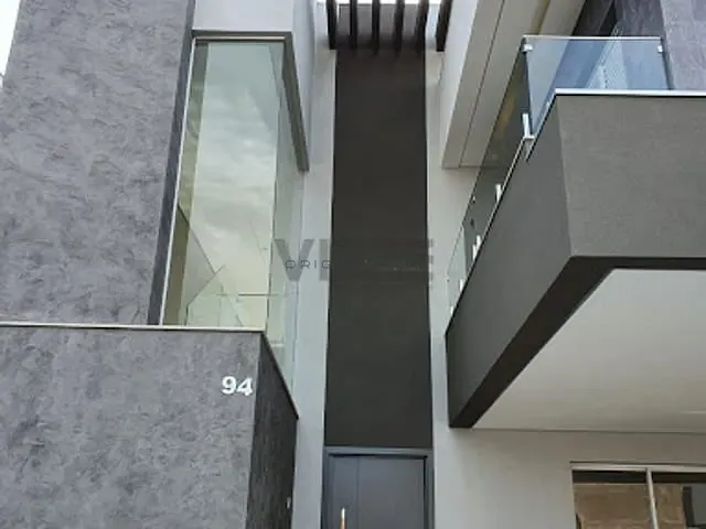 Sobrado com 375m², à venda, no bairro Parque Residencial Damha IV em Campo Grande