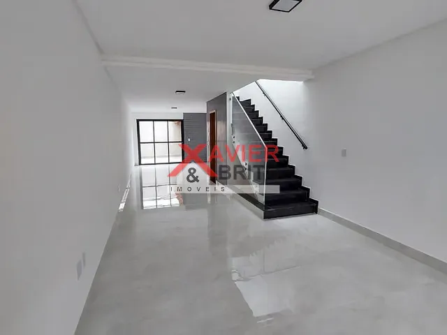 Sobrado 3 quartos e 3 banheiros, à venda, no bairro Vila Buenos Aires em São Paulo