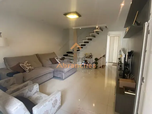 Sobrado com 160m² 3 quartos e 3 banheiros, à venda, no bairro Jardim Franca em São Paulo