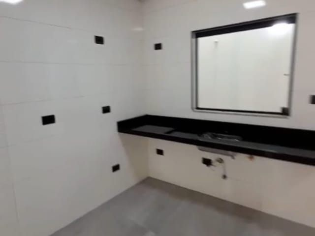 Sobrado com 100m² 3 quartos e 1 banheiro, à venda, no bairro Jardim das Maravilhas em Santo André