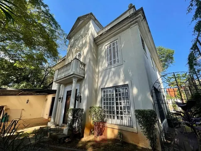 Sobrado com 532m² 4 quartos e 6 banheiros, à venda, no bairro Alto de Pinheiros em São Paulo