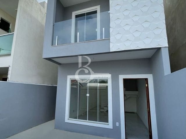 Sobrado com 110m² 3 quartos e 2 banheiros, à venda, no bairro Parque sao benedito em Campos dos Goytacazes
