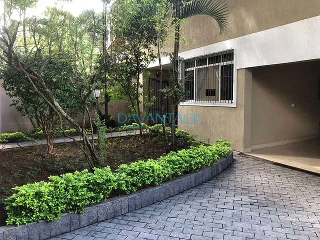 Sobrado com 405m² 4 quartos e 8 banheiros, à venda, no bairro City Lapa em São Paulo