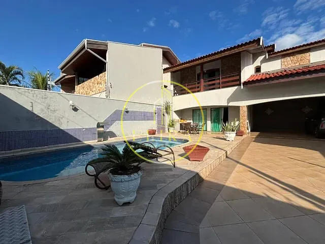 Sobrado com 444m² 3 quartos e 5 banheiros, à venda, no bairro Parque Residencial Nardini em Americana