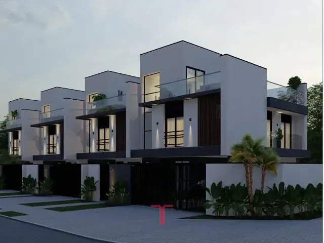 Sobrado com 223m² 3 quartos e 5 banheiros, à venda, no bairro Portão em Curitiba