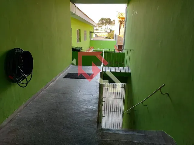 Sobrado com 169m² 5 quartos e 2 banheiros, à venda, no bairro Jardim Mauá em Mauá