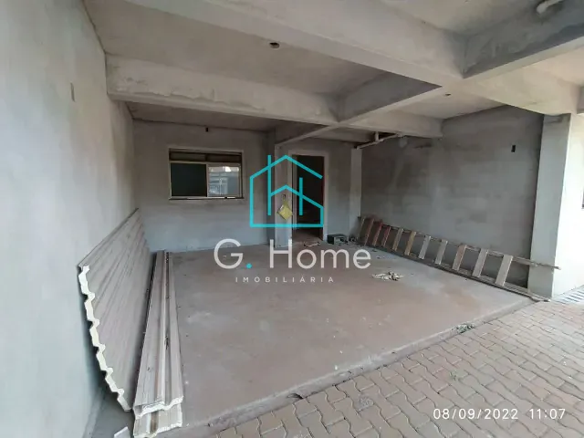 Sobrado com 196m² 4 quartos e 3 banheiros, à venda, no bairro Jardim Burle Marx em Londrina