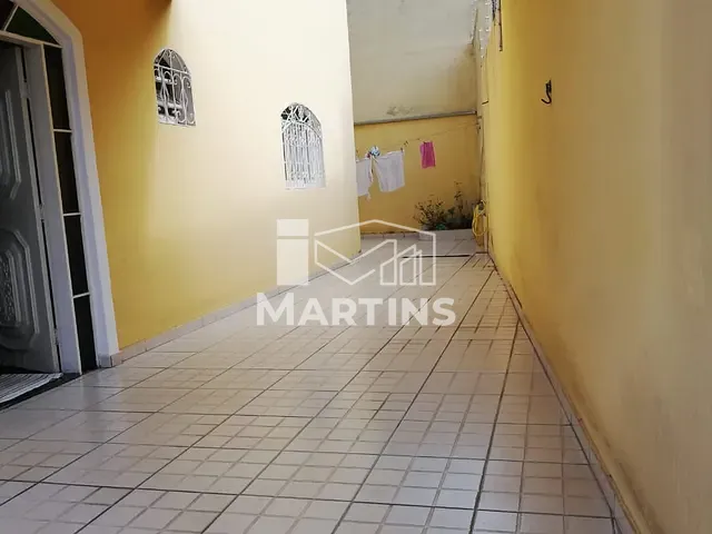 Sobrado 3 quartos e 2 banheiros, à venda, no bairro Jardim Paris em São Paulo