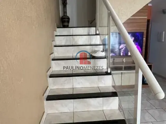 Sobrado com 76m² 3 quartos e 2 banheiros, à venda, no bairro Parque Novo Mundo em Americana