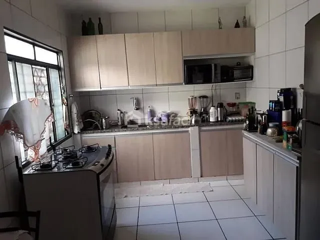Sobrado com 179m² 4 quartos e 1 banheiro, à venda, no bairro Vila Carvalho em Campo Grande