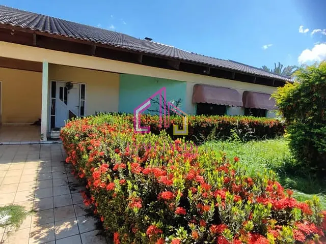 Casa com 1190m² 4 quartos e 4 banheiros, à venda, no bairro Boa Esperança em Cuiabá