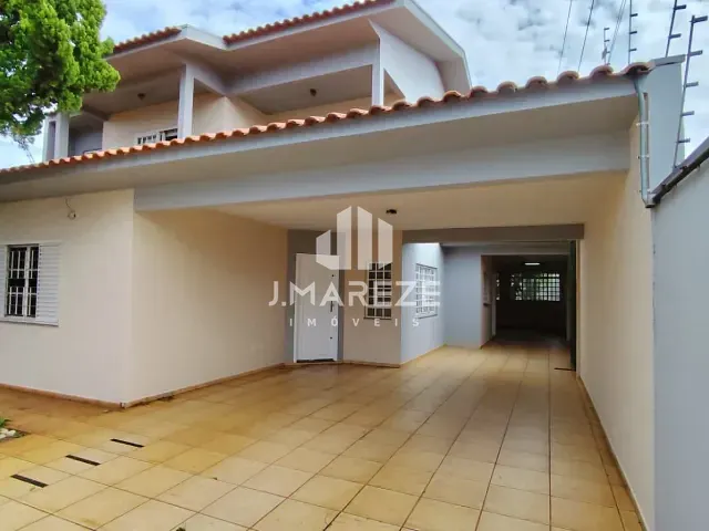 Sobrado com 360m² 4 quartos e 4 banheiros, à venda, no bairro Vila São José em Apucarana