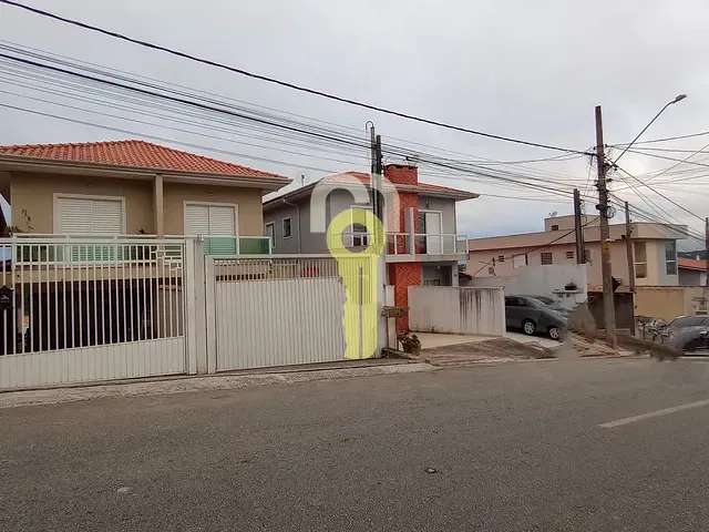 Sobrado com 125m² 3 quartos e 3 banheiros, à venda, no bairro Jardim Rio das Pedras em Cotia