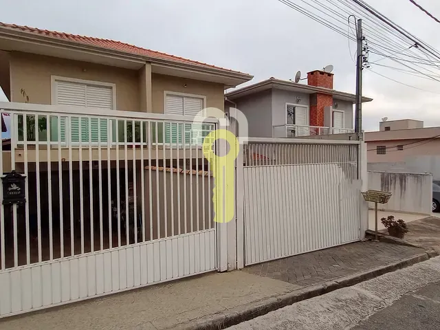 Sobrado com 125m² 3 quartos e 3 banheiros, à venda, no bairro Jardim Rio das Pedras em Cotia