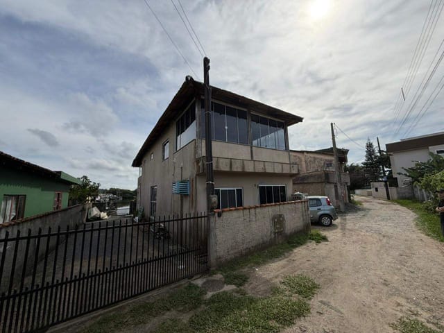 Foto do Sobrado - Sobrado (parte superior)  para locação, Bairro Centro, Balneário Barra do Sul, SC | North Center