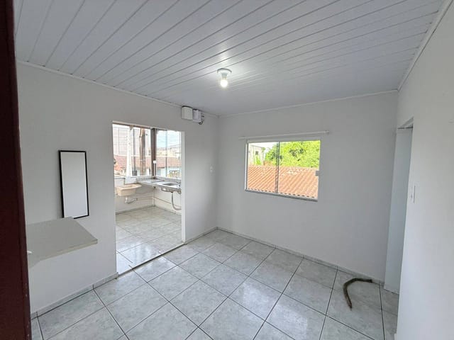 Foto do Sobrado - Sobrado (parte superior)  para locação, Bairro Centro, Balneário Barra do Sul, SC | North Center