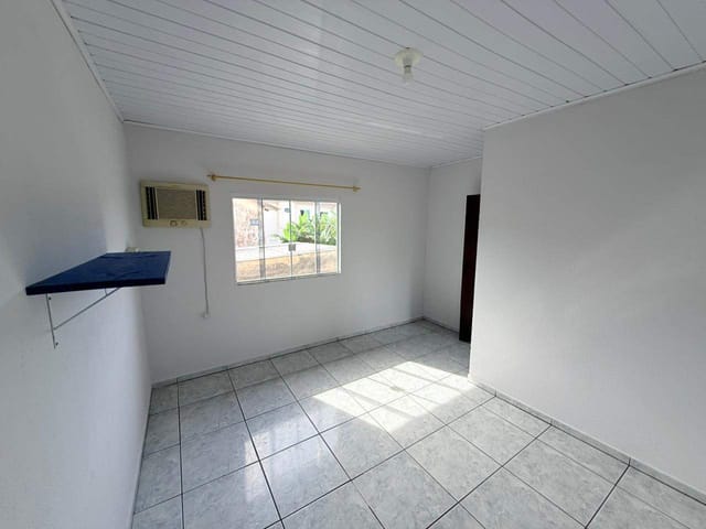 Foto do Sobrado - Sobrado (parte superior)  para locação, Bairro Centro, Balneário Barra do Sul, SC | North Center