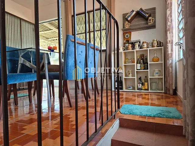 Sobrado com 363m² 4 quartos e 5 banheiros, à venda, no bairro Cristal em Porto Alegre