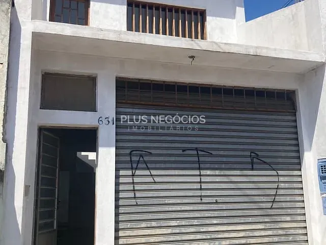 Sobrado com 200m² 3 quartos e 3 banheiros, à venda, no bairro Vila Carvalho em Sorocaba
