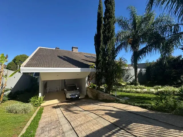 Sobrado com 1000m², à venda, no bairro Batel em Guarapuava