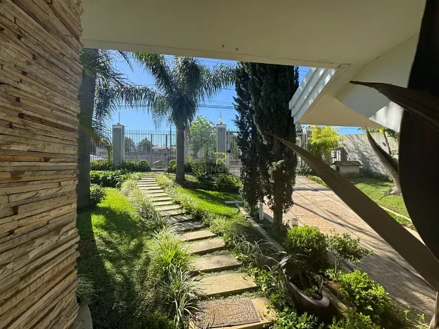 Sobrado com 1000m², à venda, no bairro Batel em Guarapuava
