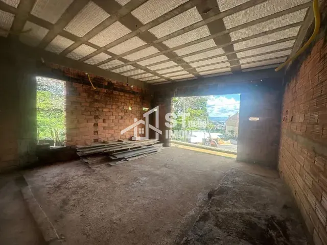 Sobrado com 135m² 2 quartos e 2 banheiros, à venda, no bairro Jardim Alto Serra em Andradas