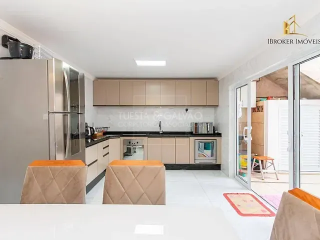Sobrado com 130m² 2 quartos e 2 banheiros, à venda, no bairro Estados em Fazenda Rio Grande