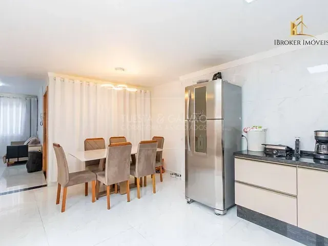 Sobrado com 130m² 2 quartos e 2 banheiros, à venda, no bairro Estados em Fazenda Rio Grande