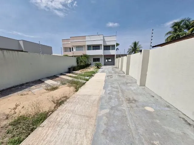 Sobrado 3 quartos e 2 banheiros, para alugar, no bairro Jardim Botânico em Sinop
