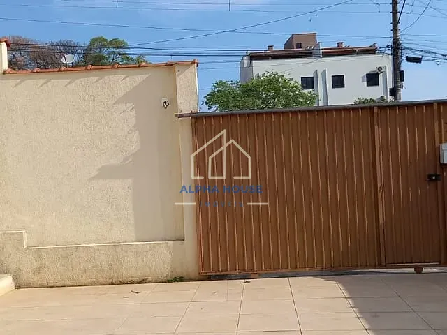 Sobrado com 270m² 3 quartos e 2 banheiros, à venda, no bairro Centro em Pindamonhangaba