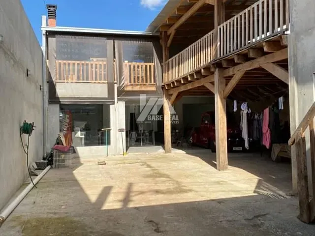 Sobrado com 250m² 2 quartos e 1 banheiro, à venda, no bairro Alto Cascavel em Guarapuava