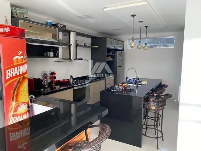 Sobrado com 250m² 2 quartos e 1 banheiro, à venda, no bairro Alto Cascavel em Guarapuava