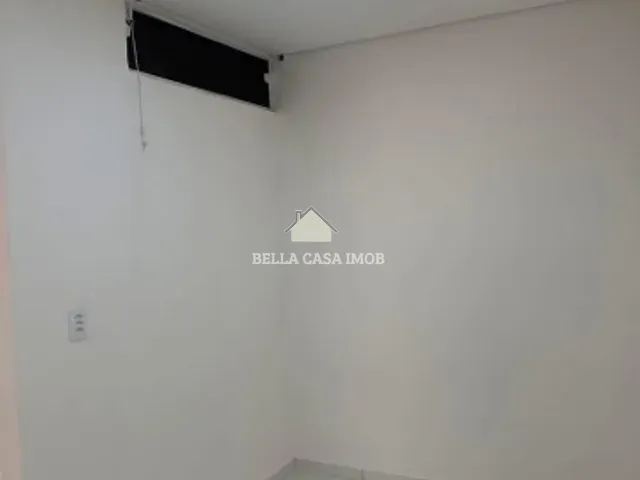 Sobrado com 70m² 2 quartos e 1 banheiro, para alugar, no bairro Jardim Piazza di Roma II em Sorocaba