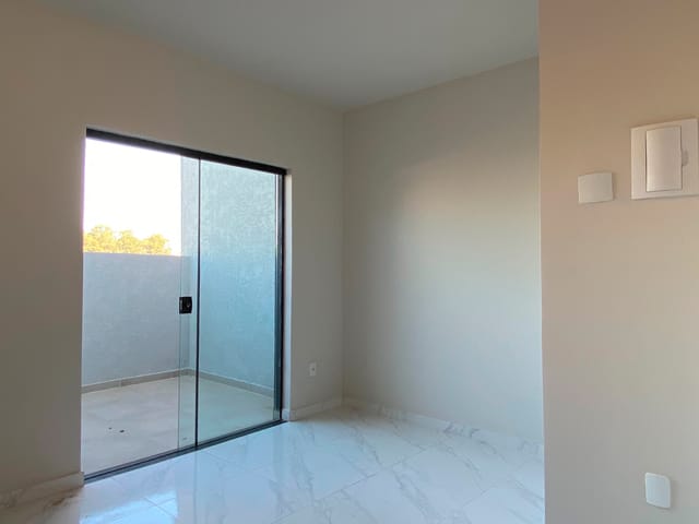 Sobrado com 127m² 3 quartos e 3 banheiros, à venda, no bairro Estrela em Ponta Grossa