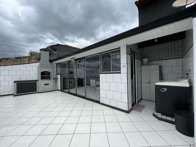 Sobrado com 297m² 3 quartos e 2 banheiros, à venda, no bairro Vila Bertioga em São Paulo