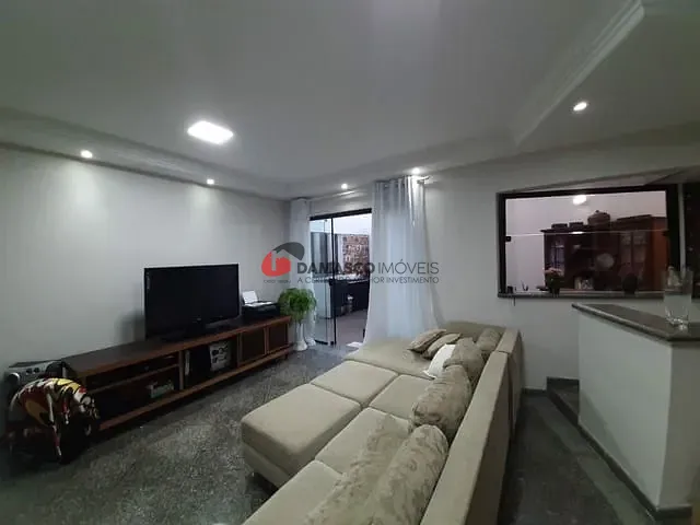 Sobrado com 480m² 4 quartos e 1 banheiro, à venda, no bairro Jardim São Caetano em São Caetano do Sul