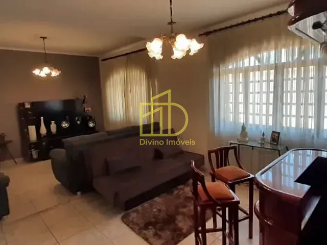 Sobrado com 400m² 4 quartos e 3 banheiros, à venda, no bairro Jardim Simus em Sorocaba