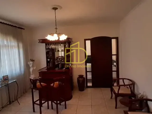 Sobrado com 400m² 4 quartos e 3 banheiros, à venda, no bairro Jardim Simus em Sorocaba