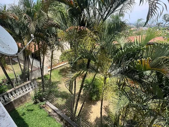 Sobrado com 1066m² 4 quartos e 4 banheiros, à venda, no bairro Portal das Colinas em Guaratinguetá