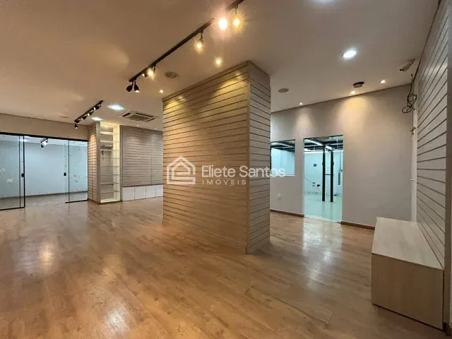Sobrado com 180m², à venda, no bairro Vila Mollon IV em Santa Bárbara D'Oeste