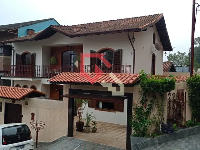 Sobrado com 270m² 4 quartos e 3 banheiros, à venda, no bairro Centro em Ribeirão Pires