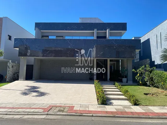Casa com 480m² 4 quartos e 6 banheiros, à venda, no bairro Boulevard Lagoa em Serra
