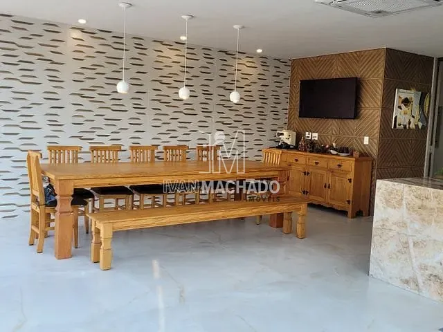 Casa com 480m² 4 quartos e 6 banheiros, à venda, no bairro Boulevard Lagoa em Serra