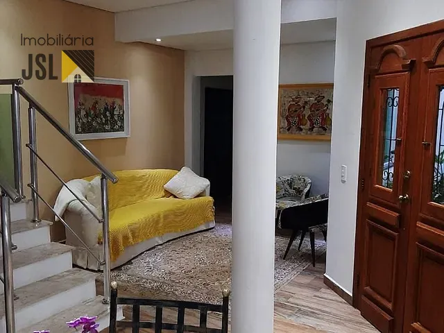 Sobrado com 295m² 3 quartos e 2 banheiros, à venda, no bairro Vila Santos em Caçapava
