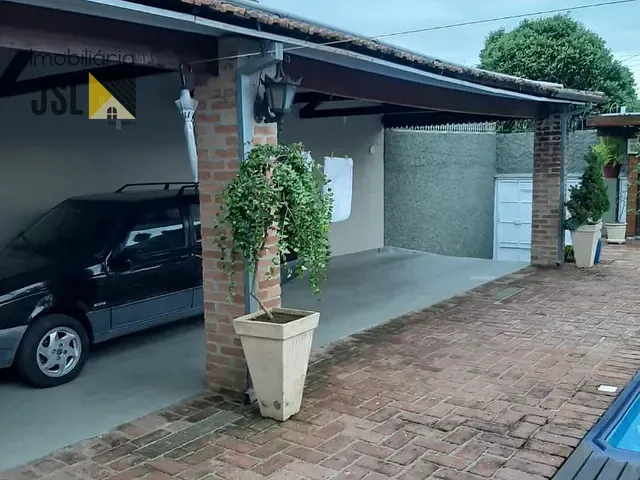 Sobrado com 295m² 3 quartos e 2 banheiros, à venda, no bairro Vila Santos em Caçapava