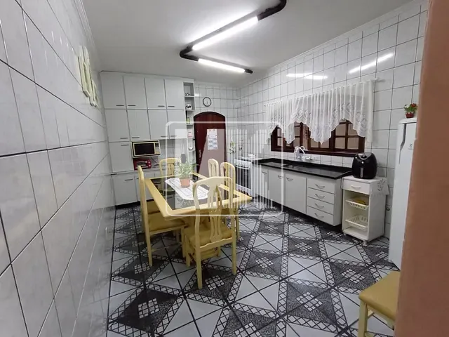 Sobrado com 129m² 2 quartos e 2 banheiros, à venda, no bairro Vila Palmares em Santo André