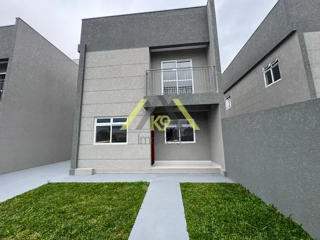 Sobrado com 162m² 3 quartos e 3 banheiros, à venda, no bairro Monza em Colombo
